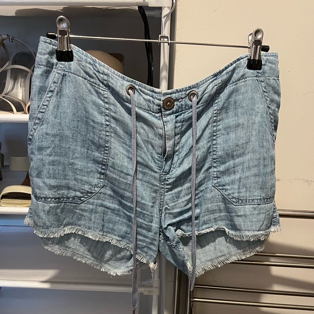 Sanctuary Light Blue Chambray Shorts